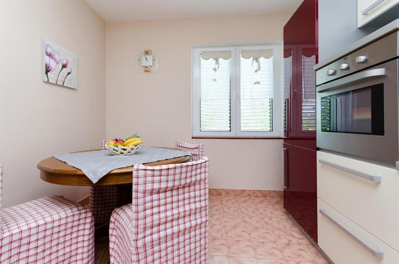Apartments Marotin Palit Bagian luar foto